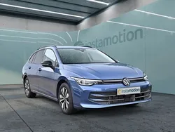 Blau Gebraucht 2024 VW Golf VIII Goal Kombi | 33.540 € (Superpreis)