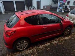 Rot Gebraucht 2007 Peugeot 206 Filou Limousine | 800 € (Guter Preis)