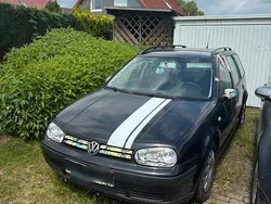 Schwarz Gebraucht 2003 VW Golf IV Kombi | 300 € (Superpreis)