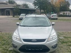 Silber Gebraucht 2010 Ford Focus Limousine | 2.450 € (Guter Preis)