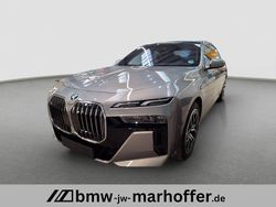 Grau Gebraucht 2024 BMW 740 M Sport Limousine | 98.900 € (Guter Preis)