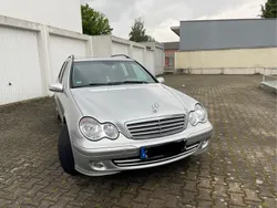 Silber Gebraucht 2004 Mercedes C220 Classic Kombi | 1.850 € (Fairer Preis)