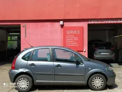 Rot Gebraucht 2004 Citroën C3 Kleinwagen | 500 € (Superpreis)