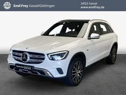 Weiß Gebraucht 2020 Mercedes GLC300e SUV | 34.800 € (Fairer Preis)