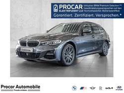 Grau Gebraucht 2022 BMW 330e M Sport Kombi | 35.995 € (Fairer Preis)