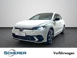 Pure white / schwarz Gebraucht 2024 VW Polo R-line Limousine | 25.990 € (Fairer Preis)