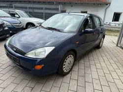 Blau Gebraucht 2000 Ford Focus Limousine | 799 € (Superpreis)