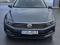 Grau Gebraucht 2016 VW Passat Comfortline Kombi | 9.790 € (Guter Preis)
