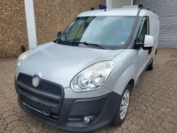 Silber Gebraucht 2011 Fiat Doblò Van / Kleinbus | 4.200 € (Guter Preis)