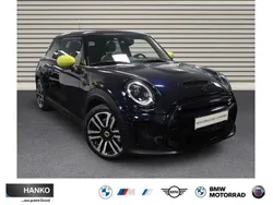 Enigmatic black Gebraucht 2022 Mini Cooper SE Kleinwagen | 19.900 € (Fairer Preis)
