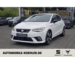 Candy weiss Gebraucht 2019 Seat Ibiza FR Limousine | 14.500 € (Fairer Preis)