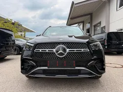 Schwarz Neu 2025 Mercedes GLE450 AMG Premium Plus SUV | 111.741 €