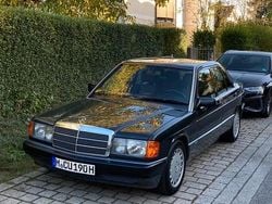 Schwarz Gebraucht 1994 Mercedes 190 Sportline Limousine | 15.500 €
