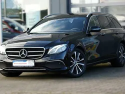 Schwarz Gebraucht 2020 Mercedes E300 Avantgarde Kombi | 33.700 €