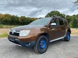 Braun cajou (metallic) Gebraucht 2010 Dacia Duster Lauréate SUV | 2.990 € (Fairer Preis)
