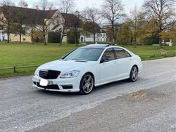 Weiß Gebraucht 2007 Mercedes S500L AMG Limousine | 10.500 €