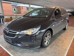 Schwarz Gebraucht 2017 Opel Astra Edition Kombi | 8.200 € (Fairer Preis)