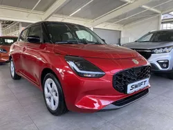 Burning red pearl/super black Gebraucht 2025 Suzuki Swift Comfort Kleinwagen | 19.450 € (Etwas zu teuer)