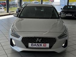 Silber Gebraucht 2018 Hyundai i30 Premium Limousine | 13.990 € (Guter Preis)