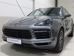 Grau Gebraucht 2018 Porsche Cayenne SUV | 49.900 € (Fairer Preis)