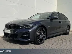 Mineralgrau metallic Gebraucht 2022 BMW 330e M Sport Kombi | 36.799 € (Etwas zu teuer)