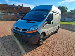 Silber Gebraucht 2005 Renault Trafic Van | 8.800 €