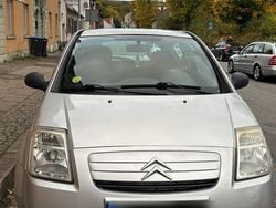 Silber Gebraucht 2008 Citroën C2 Kleinwagen | 1.000 € (Guter Preis)