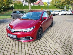 Rot Gebraucht 2016 Toyota Auris Hybrid Edition-S Limousine | 15.790 € (Fairer Preis)