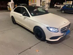 Gelb Gebraucht 2018 Mercedes 220 Limousine | 29.000 €