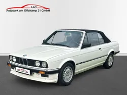 Weiß Gebraucht 1989 BMW 320 Cabriolet Cabrio | 14.490 €