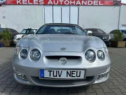 Silber Gebraucht 2001 Hyundai Coupé Coupé | 2.750 €