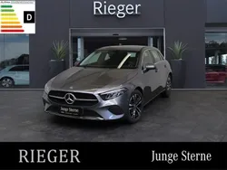 Grey metallic Gebraucht 2024 Mercedes A200 Progressive Limousine | 30.764 € (Fairer Preis)