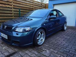 Grün Gebraucht 2002 Opel Astra Coupé | 5.500 €