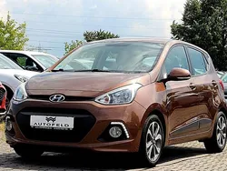 Braun Gebraucht 2015 Hyundai i10 Kleinwagen | 6.950 € (Fairer Preis)