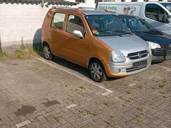 Silber Gebraucht 2003 Opel Agila Kleinwagen | 500 €