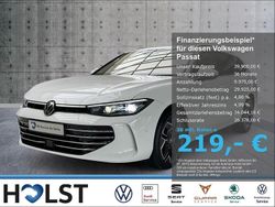 Weiß Gebraucht 2024 VW Passat Elegance Kombi | 39.900 € (Fairer Preis)