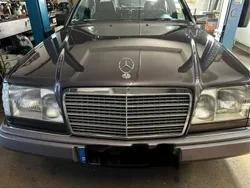 Gebraucht 1995 Mercedes E220 Limousine | 10.000 €