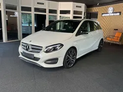 Weiß Gebraucht 2015 Mercedes B180 Van / Kleinbus | 13.990 € (Fairer Preis)