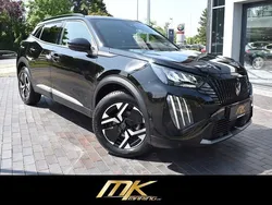 Met. perla nera schwarz Gebraucht 2024 Peugeot 2008 Allure SUV | 21.990 € (Fairer Preis)