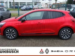 Rot Gebraucht 2024 Mitsubishi Colt Plus Limousine | 19.490 € (Etwas zu teuer)
