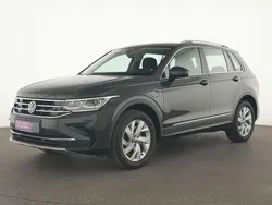 Uranograu Gebraucht 2022 VW Tiguan Elegance SUV | 31.351 € (Superpreis)