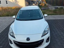 Weiß Gebraucht 2012 Mazda 3 Edition Limousine | 6.500 € (Fairer Preis)