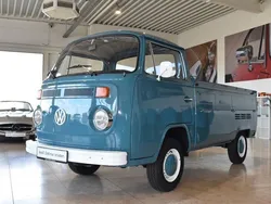 Blau Gebraucht 1976 VW T2 Van | 37.777 €