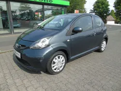 Grau Gebraucht 2006 Toyota Aygo Cool Kleinwagen | 1.490 € (Guter Preis)