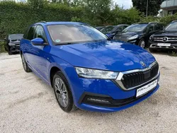 Energyblau Gebraucht 2022 Skoda Octavia Tour Kombi | 19.999 € (Guter Preis)