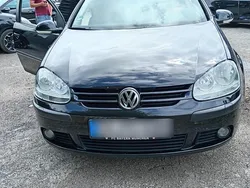 Schwarz Gebraucht 2004 VW Golf V Kleinwagen | 1.200 € (Superpreis)