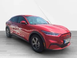 Rot Gebraucht 2022 Ford Mustang Mach-E Basis SUV | 40.100 € (Fairer Preis)