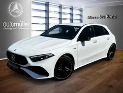 Weiß Gebraucht 2024 Mercedes A35 AMG AMG Limousine | 42.340 € (Guter Preis)