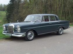 Graphitgrau Gebraucht 1963 Mercedes 220 SE Limousine | 23.900 €