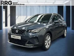Grau Gebraucht 2024 Seat Arona FR SUV | 18.990 € (Fairer Preis)